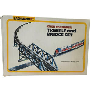 Vintage Bachmann HO Scale Bridge Over Under Trestle and Bridge Set 46-1226